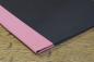 Preview: Schwarze Sammelmappe, rosa Leinen